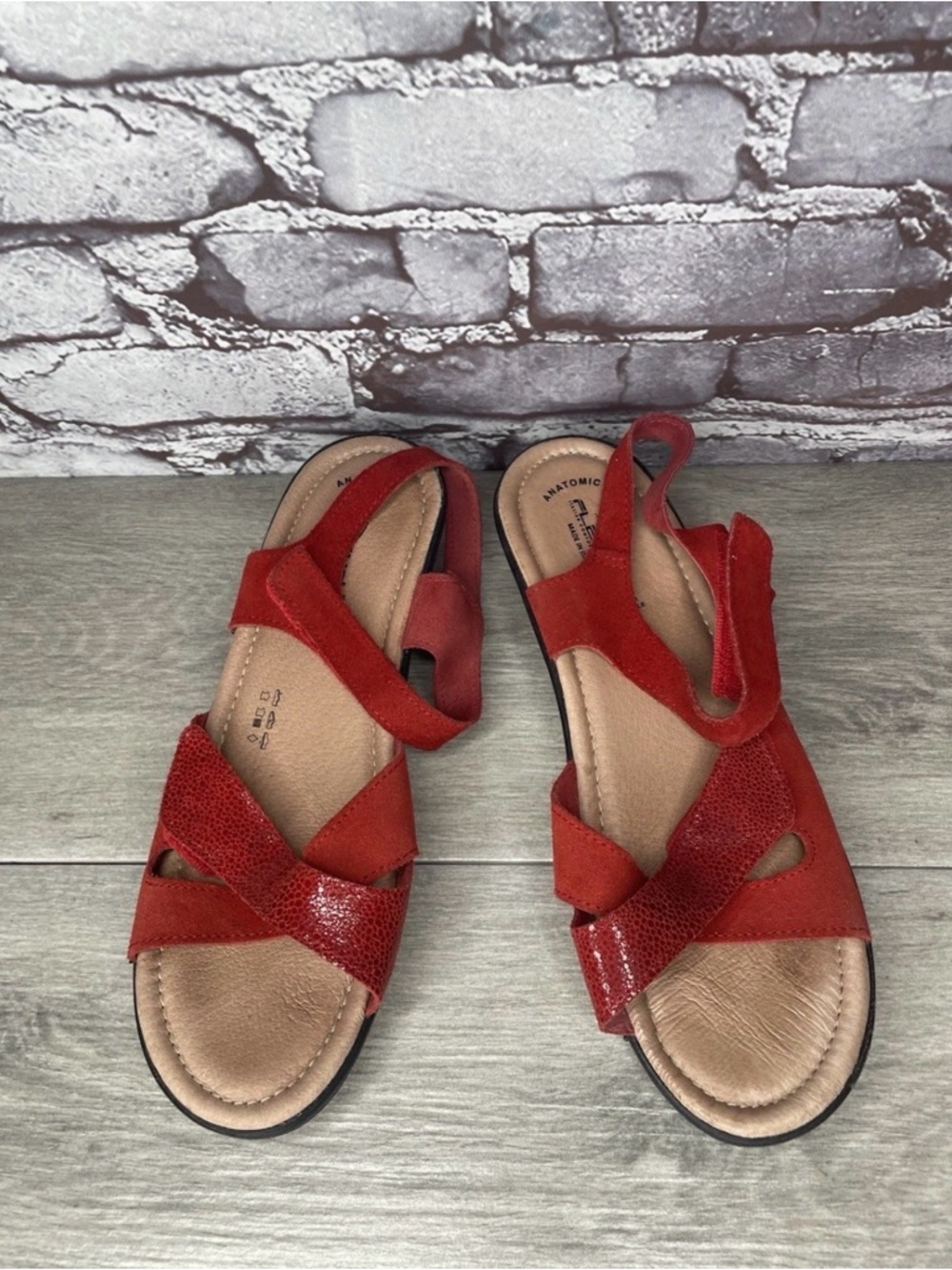 FLEXUS by Spring Step Red Suede Strappy Comfort Sandals women’s sz 42EU/11M US